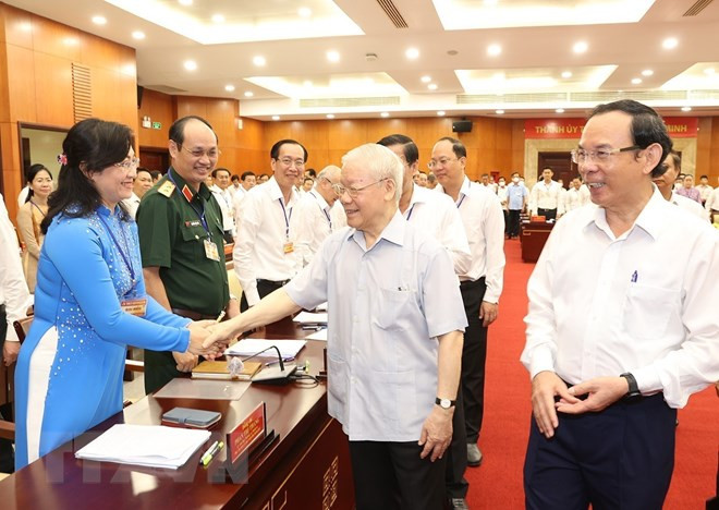 Tổng Bí thư Nguyễn Phú Trọng: TP.HCM cần tạo bước đột phá mạnh hơn nữa, vai trò đầu tàu cả nước - Ảnh 1.