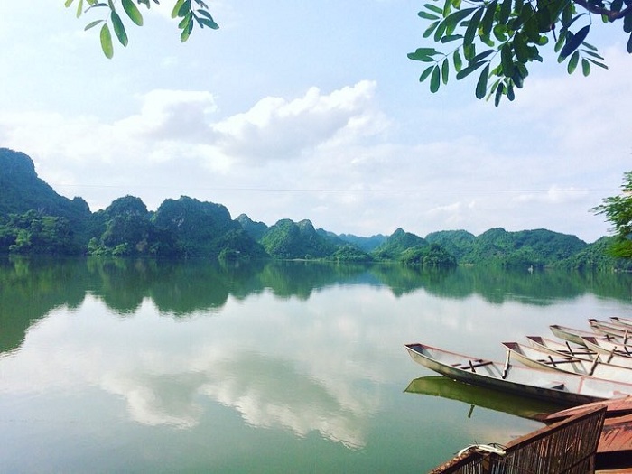 Xa nội thành, khám phá những hồ nước siêu đẹp ở ngoại thành Hà Nội - Ảnh 2.