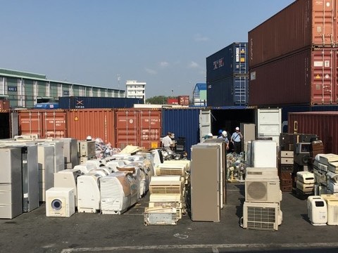 Vụ nhập lậu gần 1.300 container máy móc cũ: Hoàn tất kết luận điều tra, đề nghị truy tố 26 người - Ảnh 1.