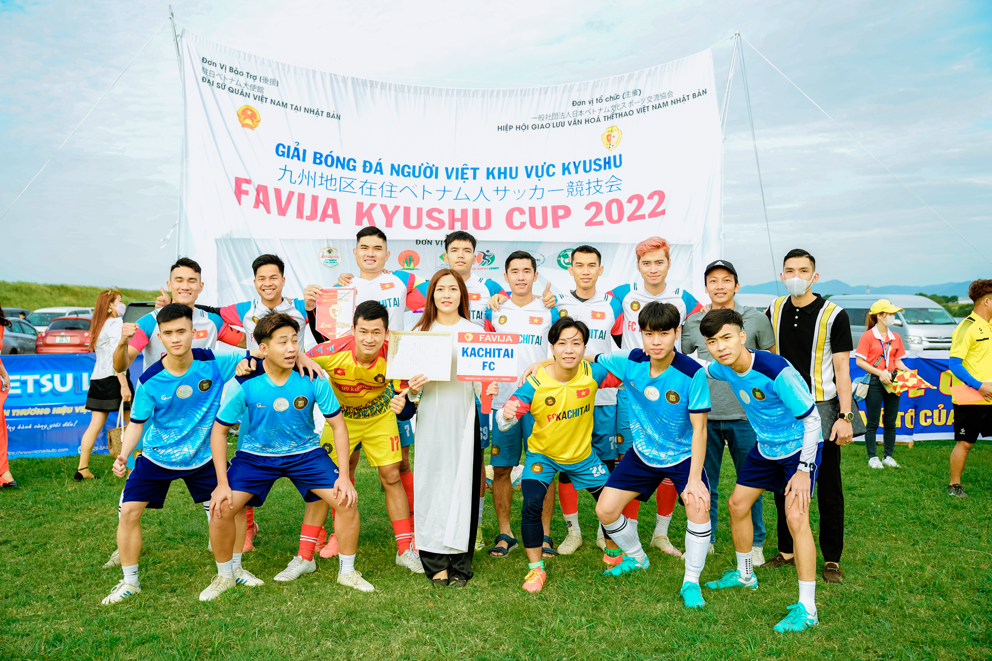 Người Việt &quot;cháy hết mình&quot; tại giải bóng đá cộng đồng ở Nhật Bản - Ảnh 1.