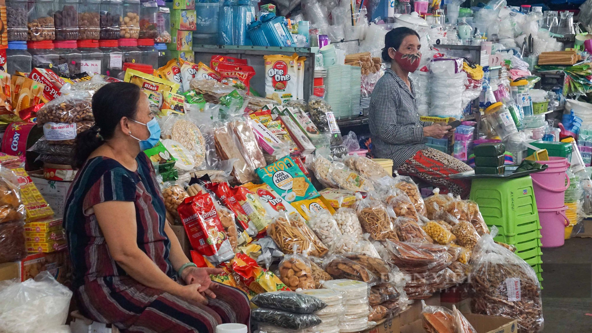 Đà Nẵng: Dừng họp chợ, công nhân, người lao động nghỉ làm ứng phó siêu bão Nori - Ảnh 2.