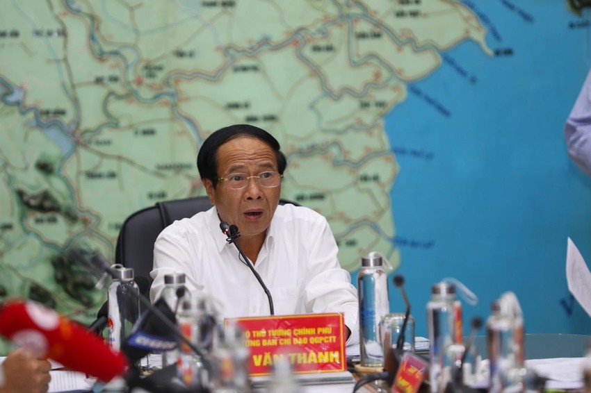NÓNG: Thủ tướng Chính phủ Phạm Minh Chính vừa quyết định thành lập Ban Chỉ đạo tiền phương với bão số 4 - Ảnh 1.