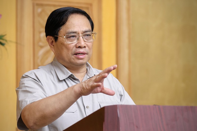 Thủ tướng Phạm Minh Chính: Ứng phó khẩn cấp với bão số 4, phải sẵn sàng cho tình huống &quot;cao hơn 1 cấp&quot; - Ảnh 1.