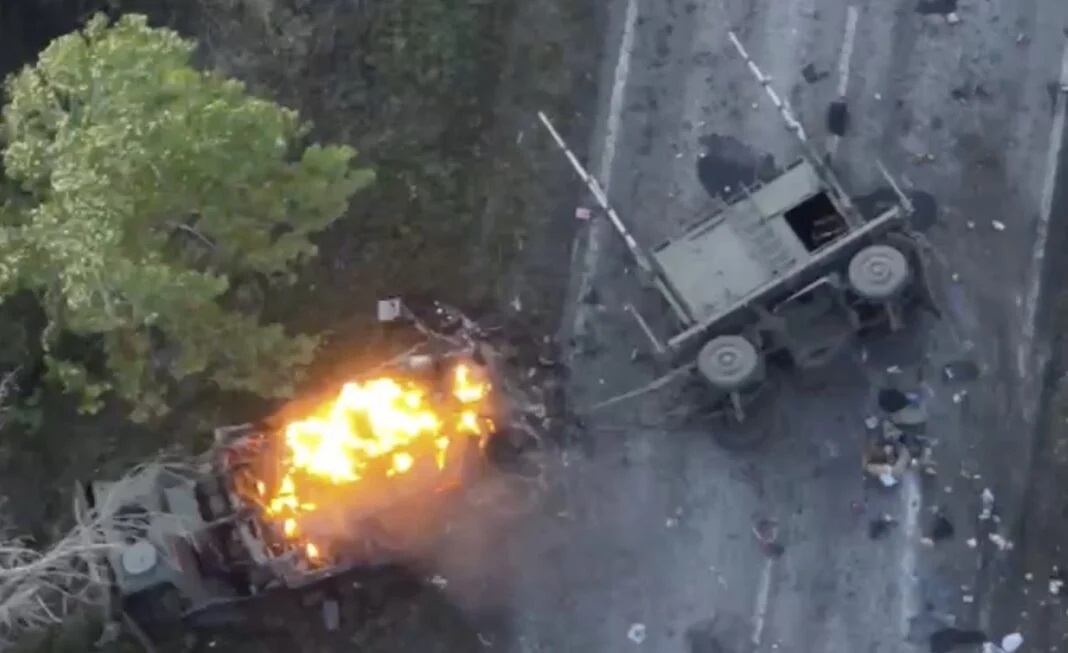 Quân đội Ukraine nổ tung hệ thống tác chiến điện tử tối tân của Nga - Ảnh 1.
