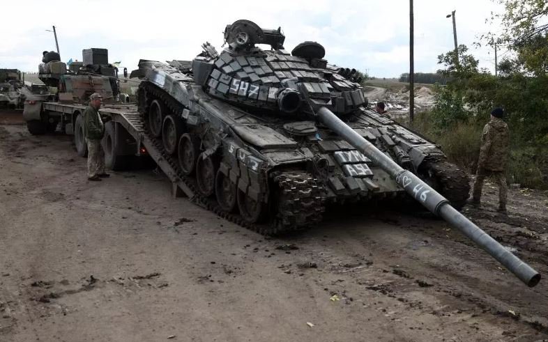 Phục kích trong rừng, lực lượng Ukraine tiêu diệt hàng loạt xe tăng Nga