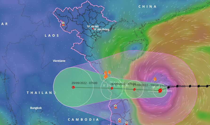 Đêm 27/9 đến 28/9 là thời gian bão số 4 NORU tàn phá đất liền nước ta dữ dội nhất - Ảnh 1.