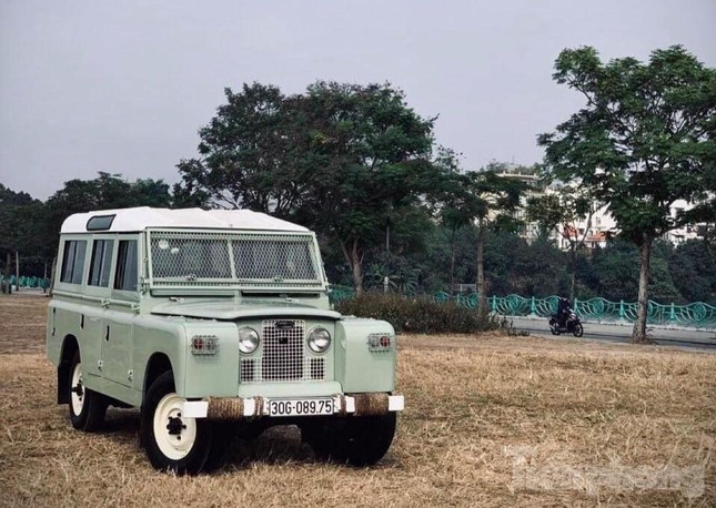 Xế cổ Land Rover của dân chơi Hà thành - Ảnh 10.