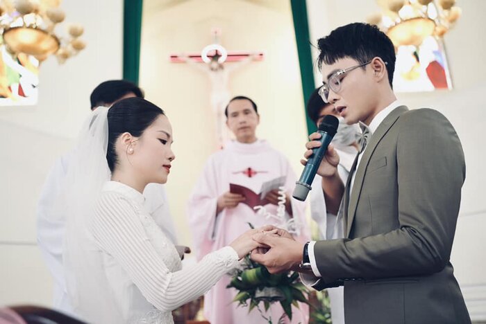  Bạn gái cũ của Quang Hải chính thức trở thành vợ người ta - Ảnh 1.