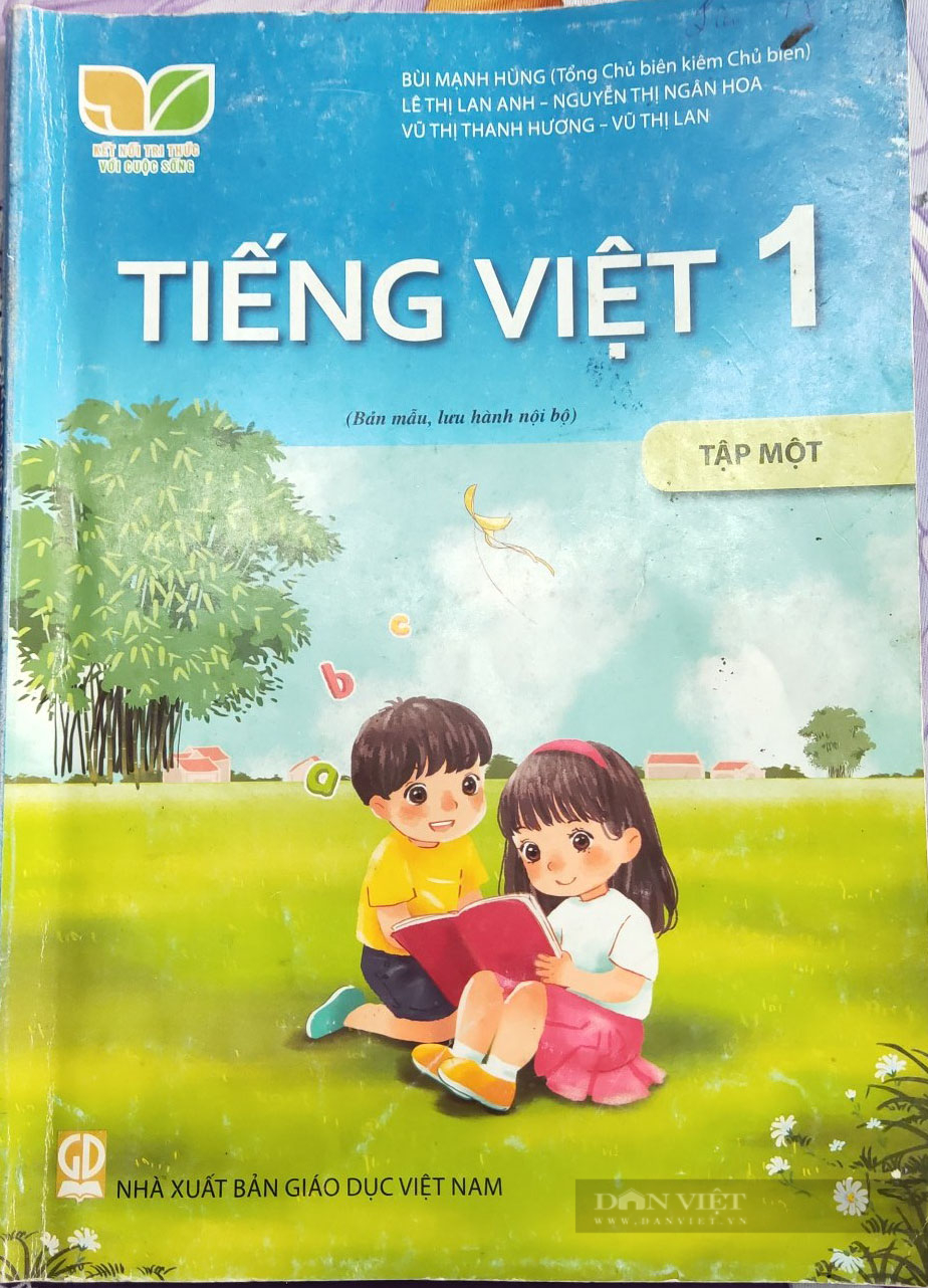 Ngậm ngùi xem lại những cuốn sách giáo khoa Tiếng Việt lớp 1 cũ: Cả bầu trời tuổi thơ - Ảnh 14.