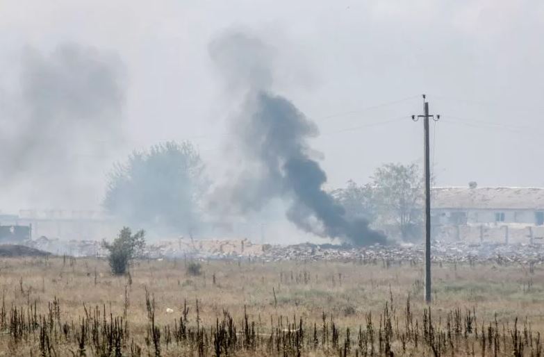 Ukraine phá hủy kho đạn của Nga cách Kherson chưa đầy 80km - Ảnh 1.