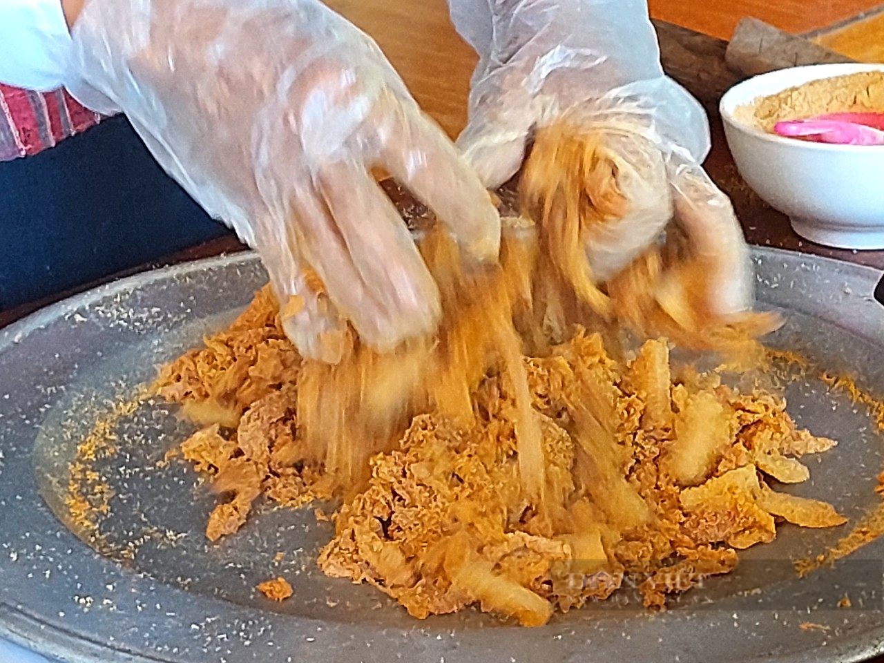 Thịt chua - đặc sản nức tiếng Phú Thọ vốn được muối trong ống tre, ống nứa, làm “của để dành” - Ảnh 8.