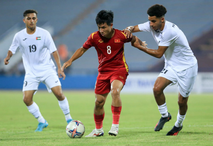 2 tài năng của SLNA được gọi gấp lên U20 Việt Nam - Ảnh 1.