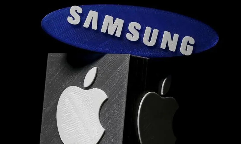 Xiaomi, Samsung và Apple, những công ty bán hầu hết điện thoại thông minh của họ ở Ấn Độ, dự kiến sẽ được hưởng lợi từ động thái này. Ảnh: @AFP.