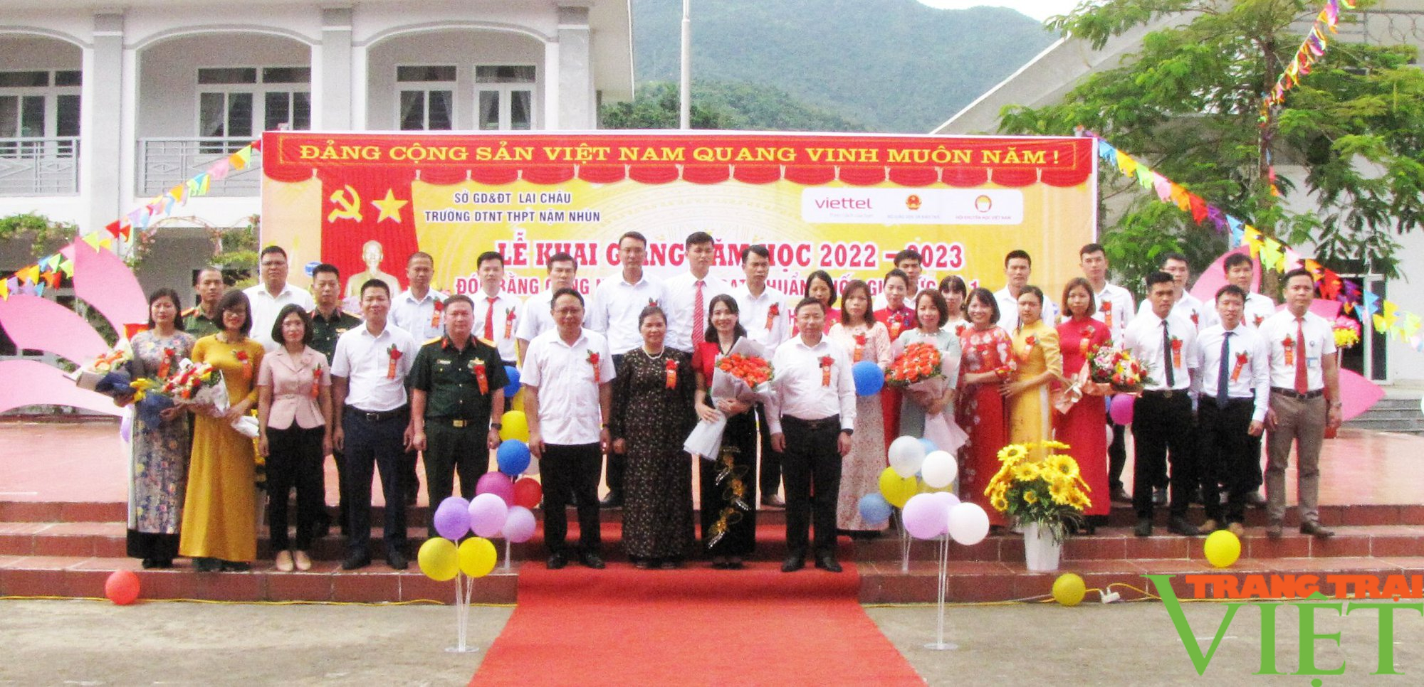 Bí thư Tỉnh ủy Lai Châu đánh trống khai giảng năm học mới tại Nậm Nhùn - Ảnh 4.
