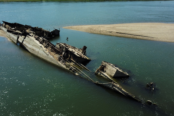 Vì sao Đức quốc xã cố tình đánh chìm nhiều tàu chiến trên sông Danube? - Ảnh 1.