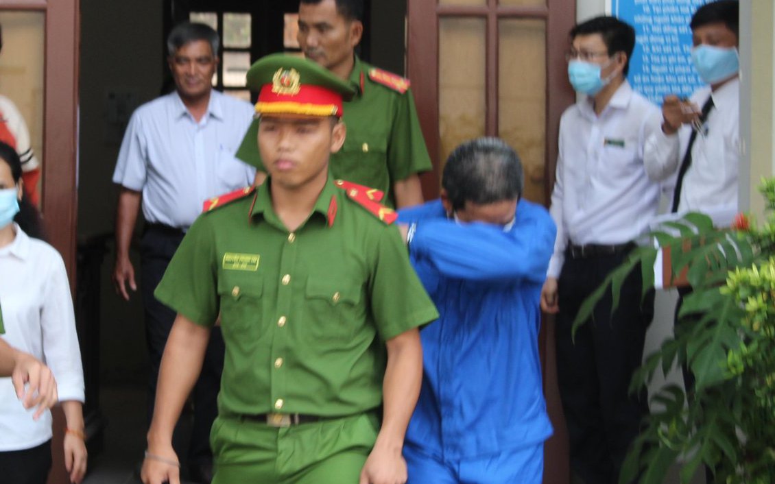 Tây Ninh: Thầy giáo dâm ô nữ sinh bị phạt 3 năm tù