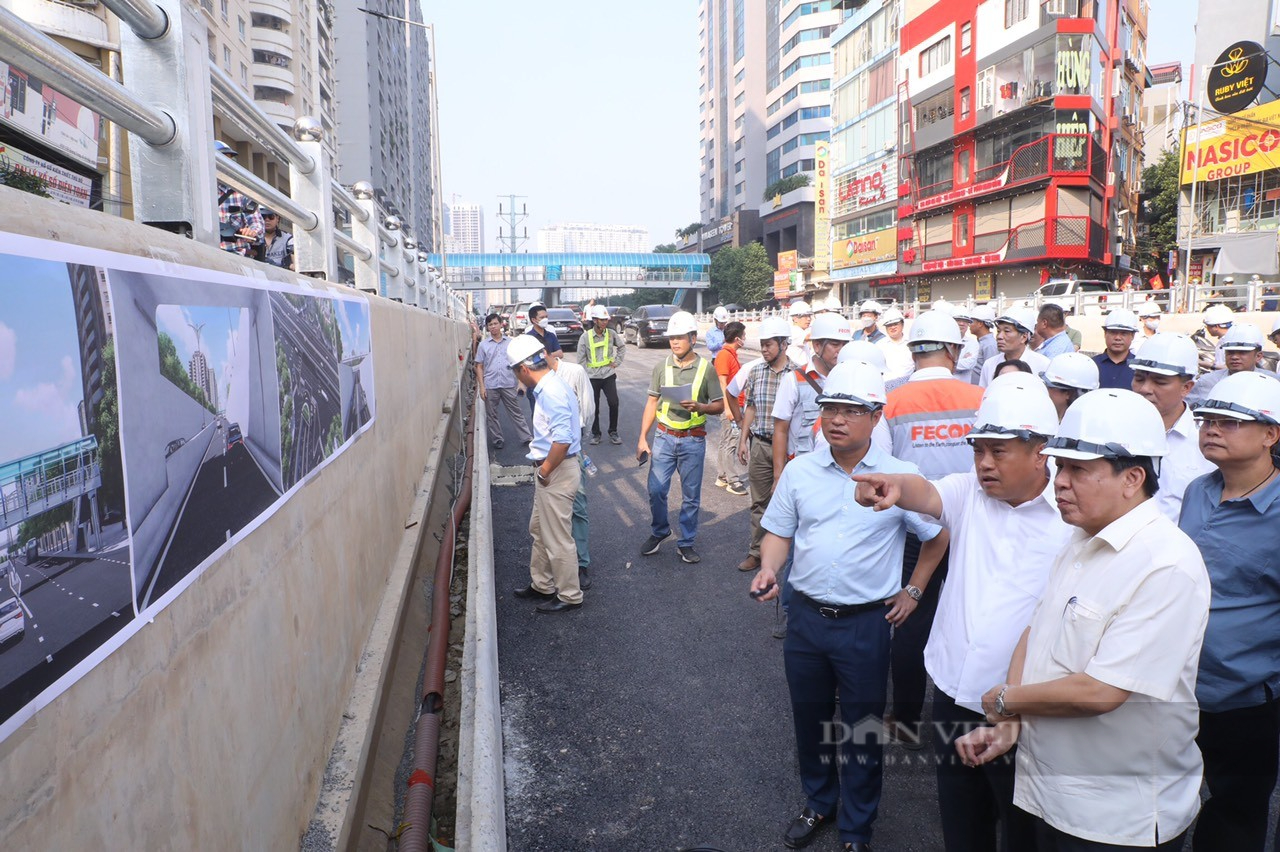Hình ảnh Chủ tịch Hà Nội thăm 2 công trình giao thông trọng điểm của Thủ đô - Ảnh 9.