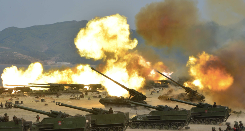 Chuyên gia: Triều Tiên có khả năng cung cấp số lượng lớn đạn dược cho Nga - Ảnh 1.