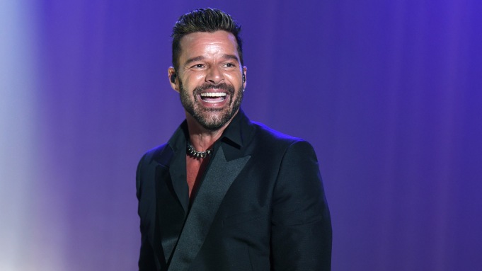 Ricky Martin kiện cháu trai 20 triệu USD vì cáo lạm dụng buộc tình dục sai sự thật - Ảnh 1.