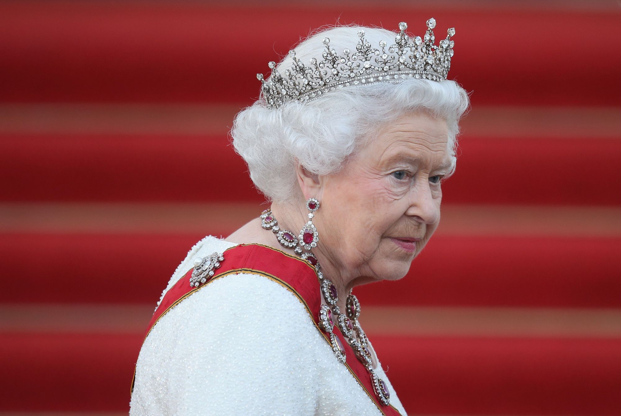Nữ hoàng Anh Elizabeth II qua đời ở tuổi 96 - Ảnh 1.