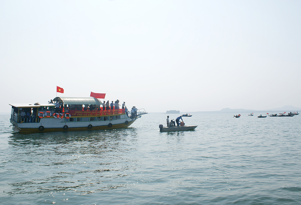 Hồ thủy điện Trị An nằm trên địa phận mấy huyện của Đồng Nai, lòng hồ có bao nhiêu hòn đảo? - Ảnh 2.