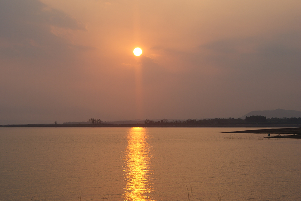 Hồ thủy điện Trị An nằm trên địa phận mấy huyện của Đồng Nai, lòng hồ có bao nhiêu hòn đảo? - Ảnh 1.