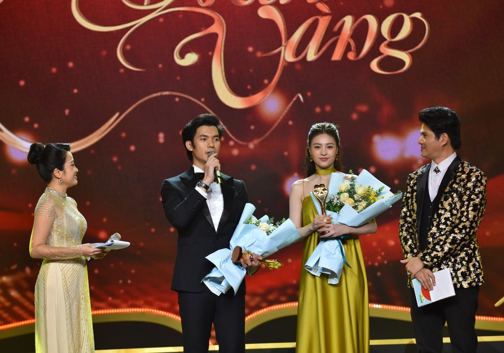 Ngô Kiến Huy nhận cú đúp giải thưởng tại Lễ trao giải Mai Vàng 2022 - Ảnh 3.