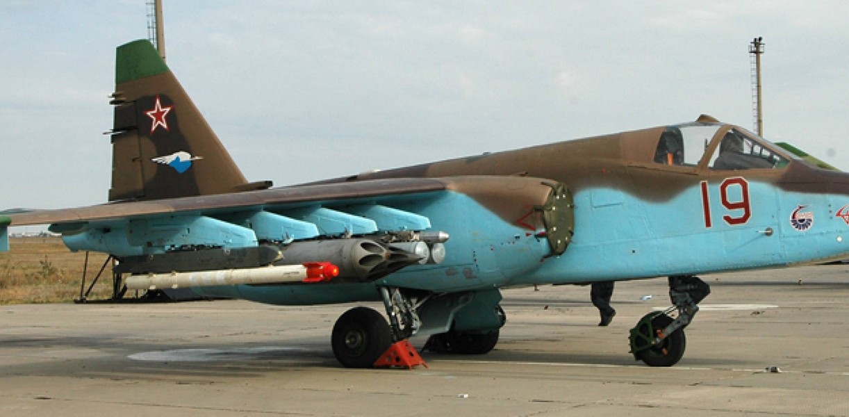 Cường kích Su-39 - Bản nâng cấp đáng gờm nhất của &quot;xe tăng bay&quot; Su-25 - Ảnh 12.