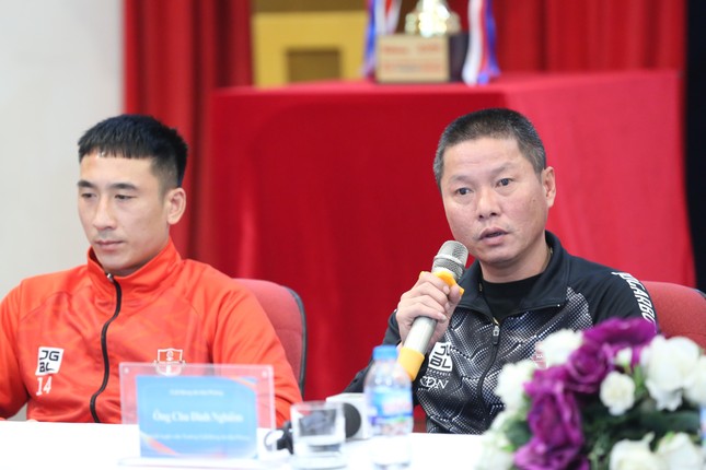 HLV Chu Đình Nghiêm muốn đánh bại CLB Hà Nội, giành Siêu Cúp QG sau 17 năm - Ảnh 2.