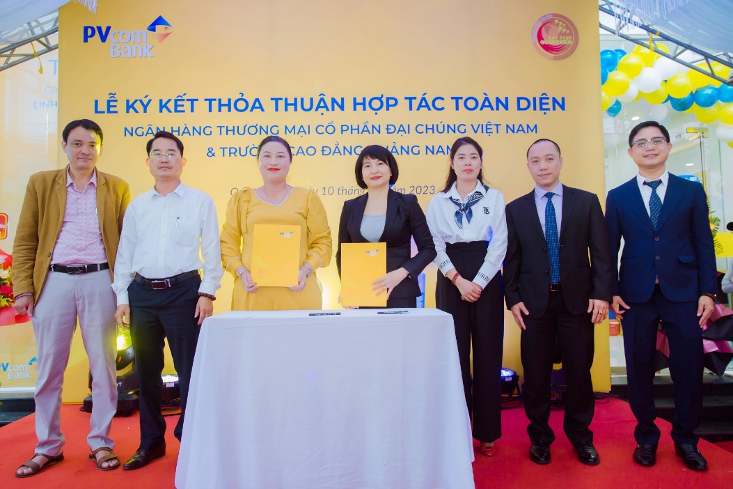 PVcomBank Quảng Nam khai trương trụ sở hoạt động mới - Ảnh 2.