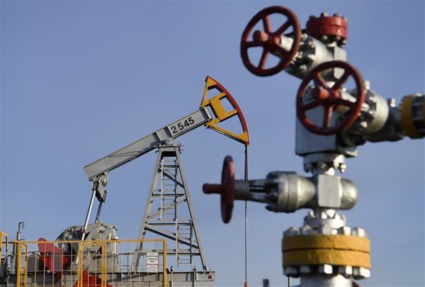 Mỹ đánh giá việc áp giá trần đối với dầu Nga có hiệu quả - Ảnh 1.