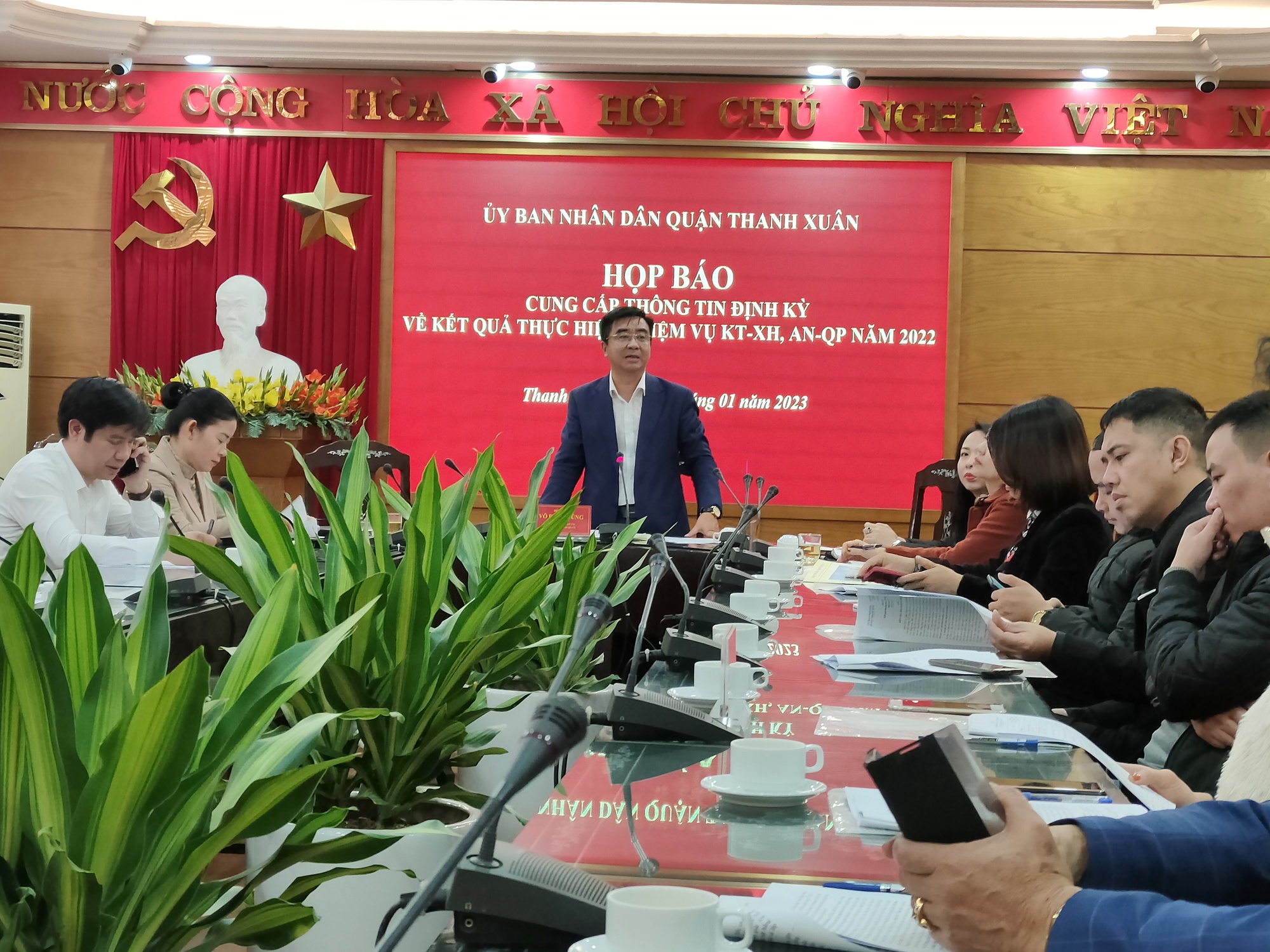 Quận Thanh Xuân: Thu ngân sách năm 2022 đạt  121% - Ảnh 1.