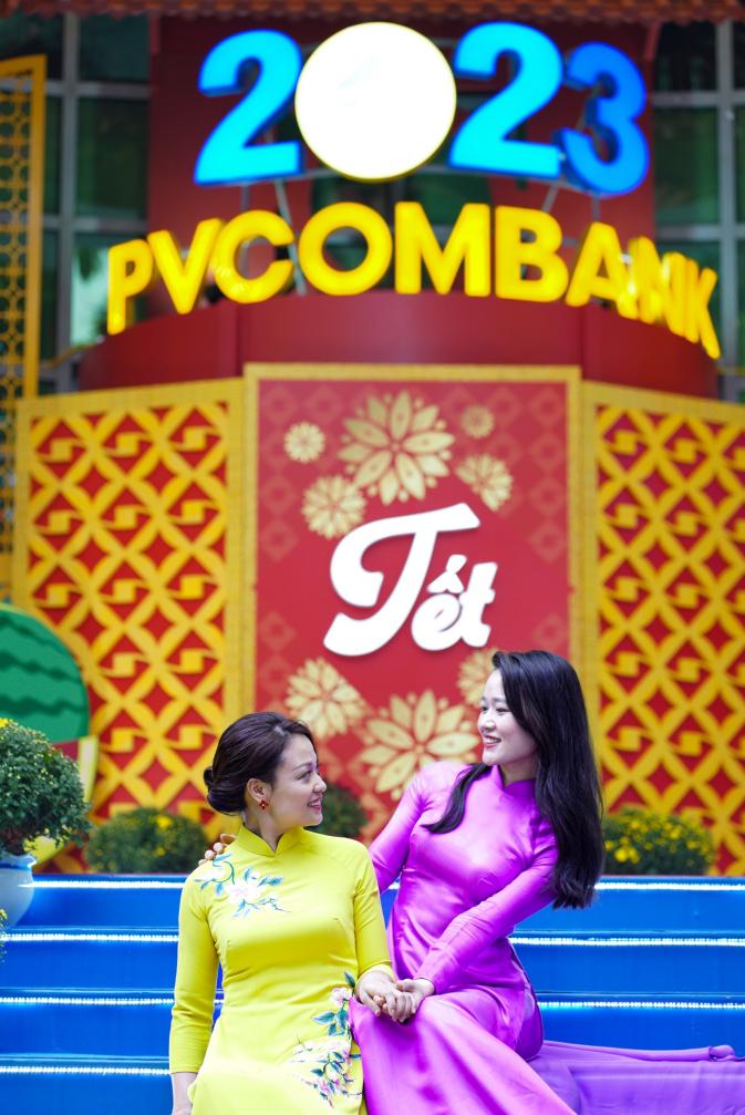 Trải nghiệm không gian đậm sắc màu văn hóa Tết cùng PVcomBank - Ảnh 3.