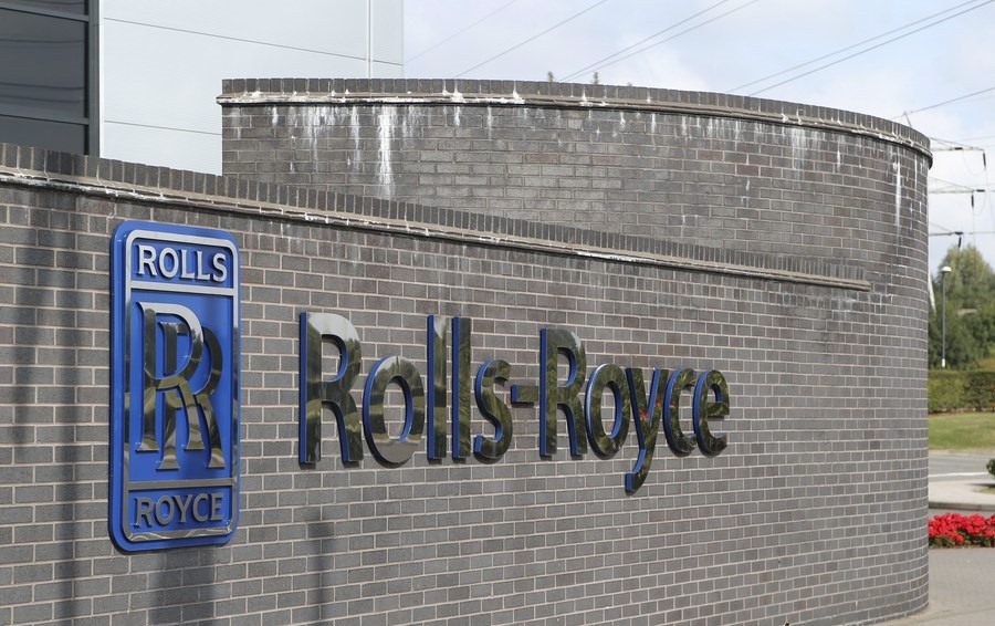 Mặc suy thoái kinh tế, Rolls-Royce vẫn đạt doanh số kỉ lục - Ảnh 1.