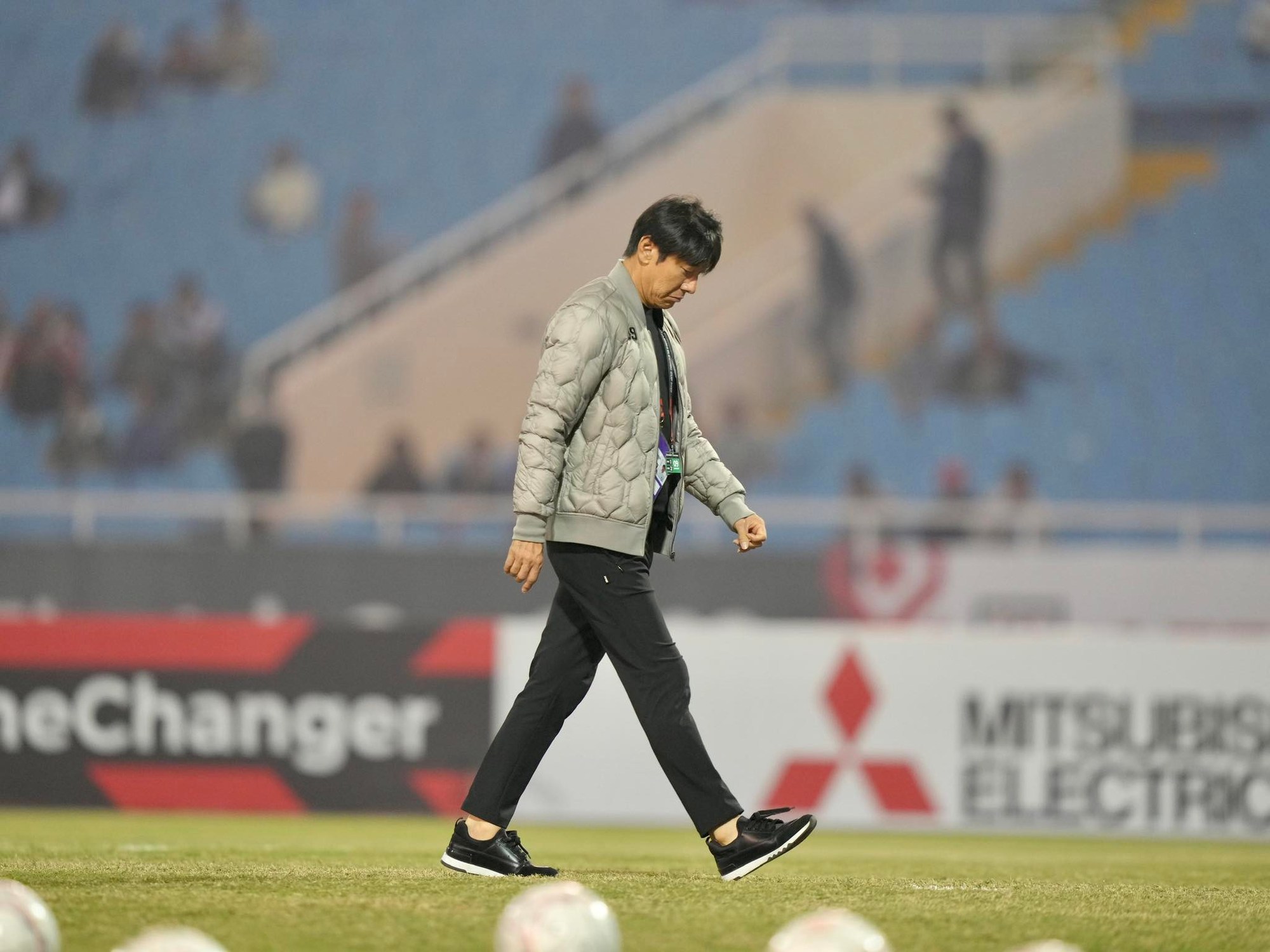 Báo chí Indonesia: &quot;Sự nghiệp tầm cỡ World Cup của HLV Shin Tae-yong đã bị hủy hoại bởi Việt Nam&quot; - Ảnh 1.