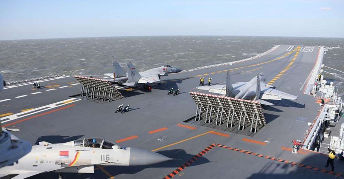 Quan chức Nga đề xuất mua lại tàu sân bay Liêu Ninh của Trung Quốc - Ảnh 18.