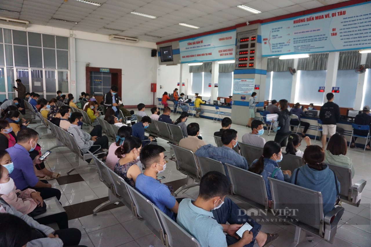 Đi tàu hỏa dịp Tết, hành khách nên có mặt tại ga Sài Gòn trước 30 phút giờ khởi hành - Ảnh 3.