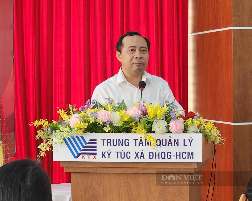 Sinh viên đón Tết tại ký túc xá ĐH Quốc gia TP.HCM: Ấm lòng vì sự quan tâm - Ảnh 1.