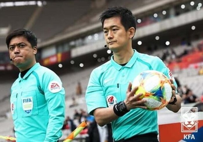 Trọng tài Hàn Quốc bị Thái Lan gây sức ép trước chung kết - Ảnh 1.