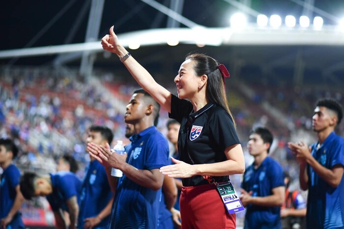 Trọng tài Hàn Quốc bị Thái Lan gây sức ép trước chung kết - Ảnh 2.