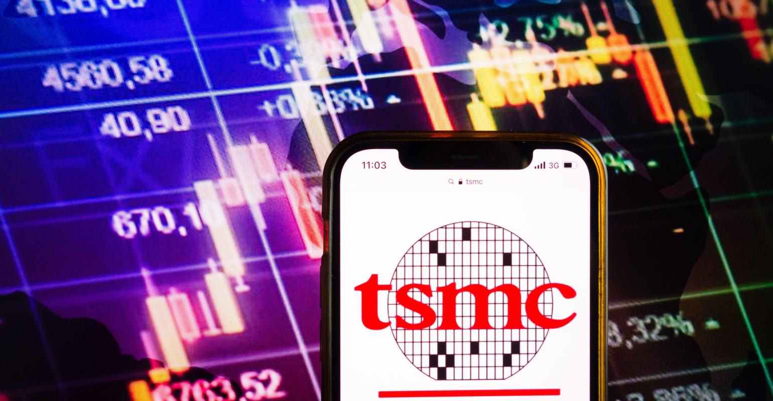 Taiwan Semiconductor Manufacturing Co Ltd (TSMC), nhà sản xuất chip giá trị nhất thế giới, dự báo tăng trưởng sẽ quay trở lại trong nửa cuối năm nay. Ảnh:@AFP.