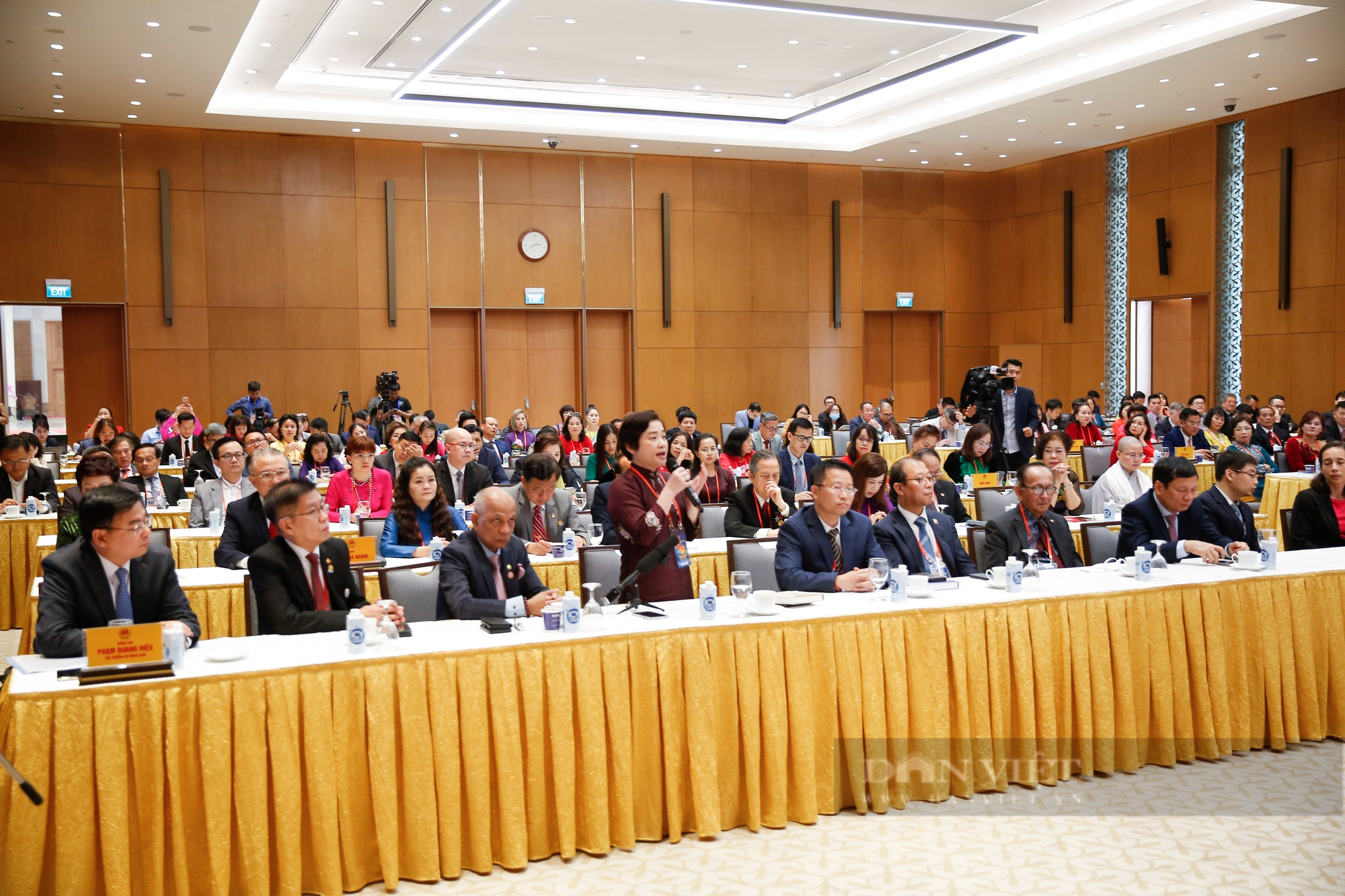 Thủ tướng Phạm Minh Chính gặp mặt kiều bào tiêu biểu dự Chương trình Xuân Quê hương 2023 - Ảnh 3.