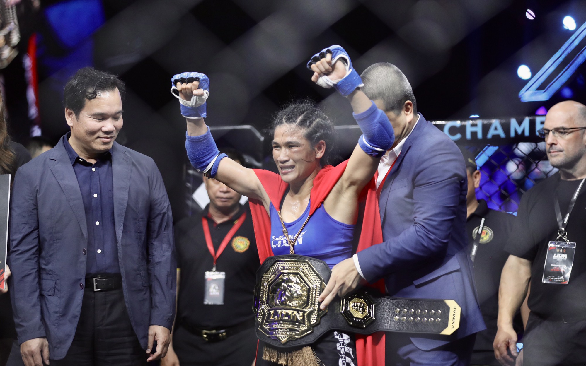 Nguyễn Thị Thanh Trúc: Từ nữ hoàng Muay Thái đến nhà vô địch MMA 