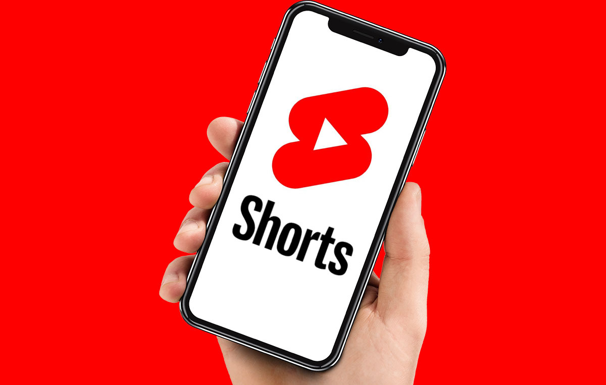 Công ty Shorts International của Anh có kế hoạch cấm Google sử dụng từ Shorts trong tên của nền tảng video dạng ngắn. Nguyên đơn cho biết YouTube Shorts vi phạm nhãn hiệu của mình. Ảnh: @AFP.