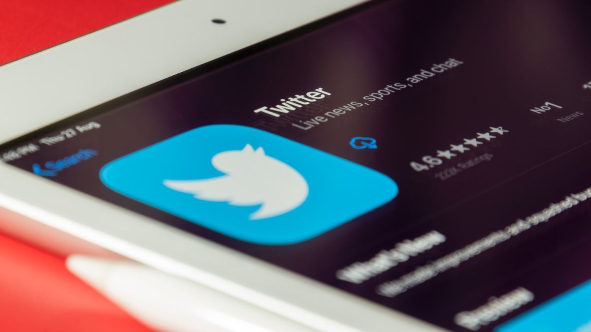 Stephen Gerber, cư dân bang New York, đã đệ đơn kiện Twitter về vụ rò rỉ dữ liệu làm lộ thông tin cá nhân của 200 triệu người dùng. Gerber cáo buộc Twitter không bảo vệ đầy đủ thông tin cá nhân của mình và không thực hiện các biện pháp bảo mật thích hợp. Ảnh: @AFP.
