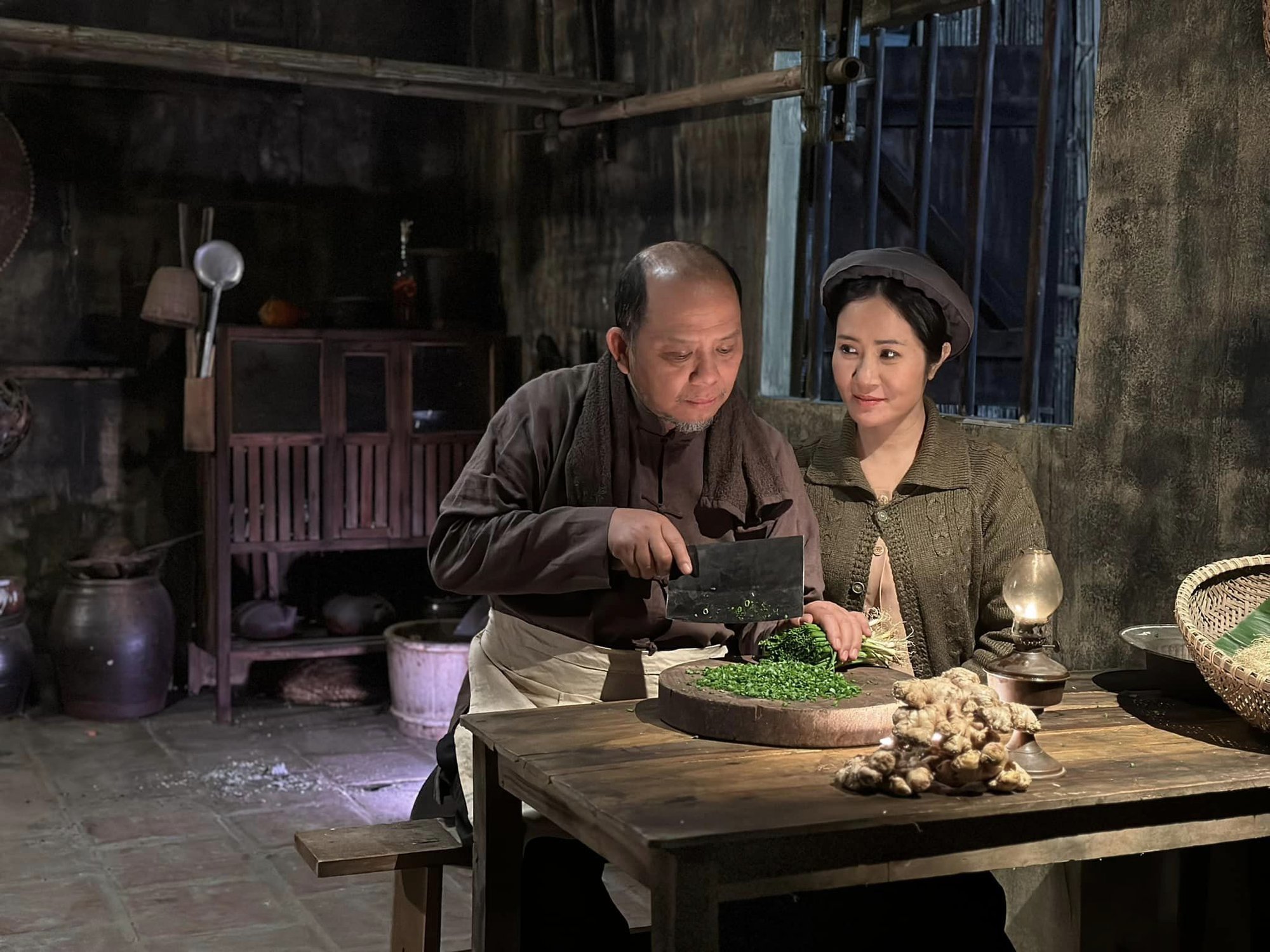 Vợ chồng diễn viên Anh Tuấn - NSƯT Nguyệt Hằng và kỷ niệm về Tết Nguyên đán đáng nhớ trong ngôi nhà 18m vuông - Ảnh 2.