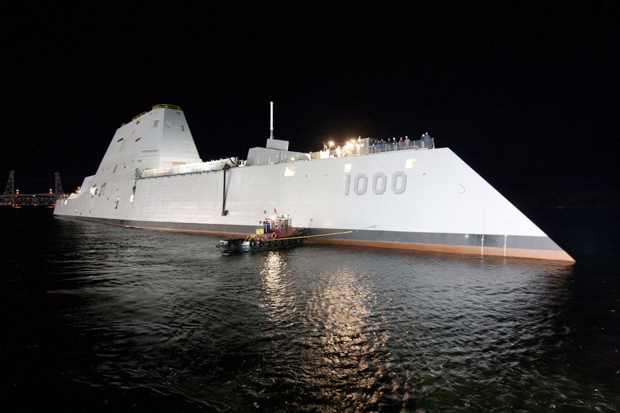 Hình ảnh khu trục hạm lớn nhất thế giới của Mỹ chỉ là &quot;vật trưng bày đắt giá&quot; - Ảnh 6.