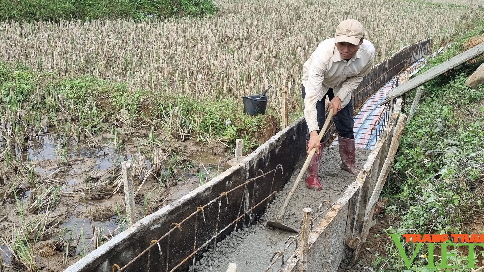 Nông dân Sơn La góp sức xây dựng nông thôn mới - Ảnh 8.