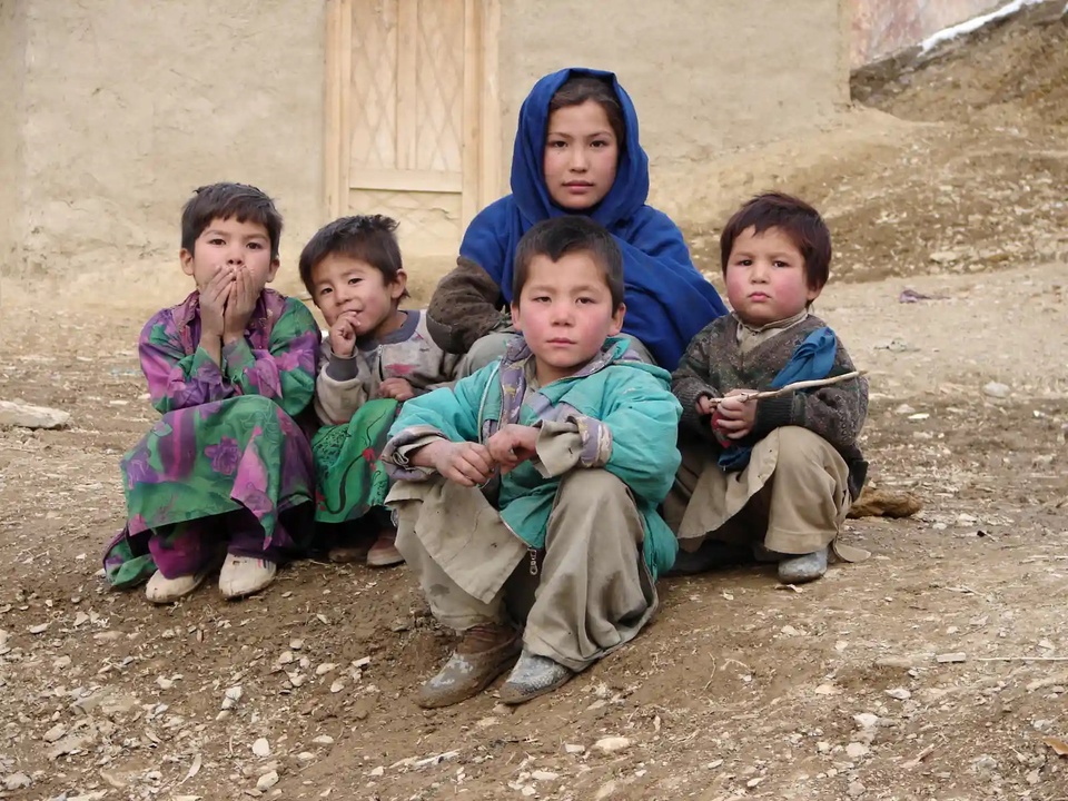Afghanistan &quot;đã mất&quot; sau khi Taliban nắm quyền qua ống kính người tị nạn - Ảnh 5.