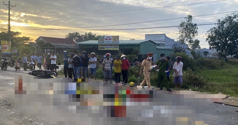 Liên tiếp xảy ra 2 vụ tai nạn trên Quốc lộ 55 khiến 5 người trong tử vong thương tâm ở Bình Thuận  - Ảnh 2.